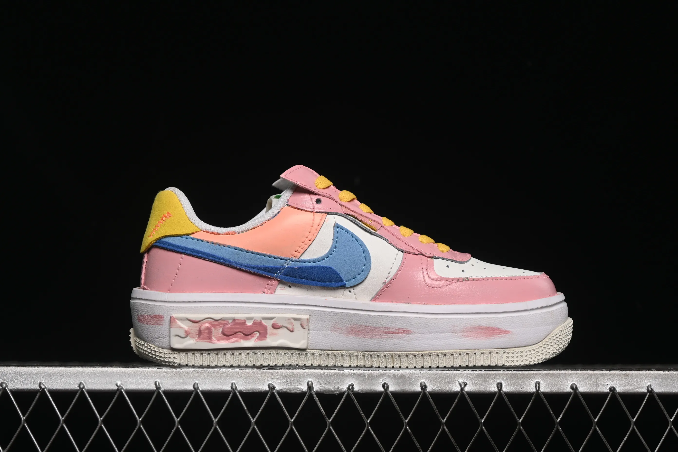 All categories Nk Air Force 1 Air Force series Nk Air Force 1 Fontanka Air Force low-top Nike Air Force 1 Fontanka "Pixel Sweetheart" Hand-painted graffiti Pixel Sweetheart Air Force One customized sneakers DV3211-001